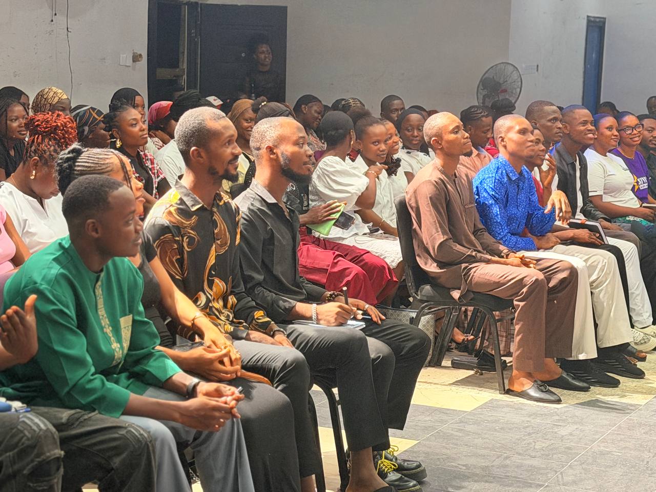 Congregation worship moment