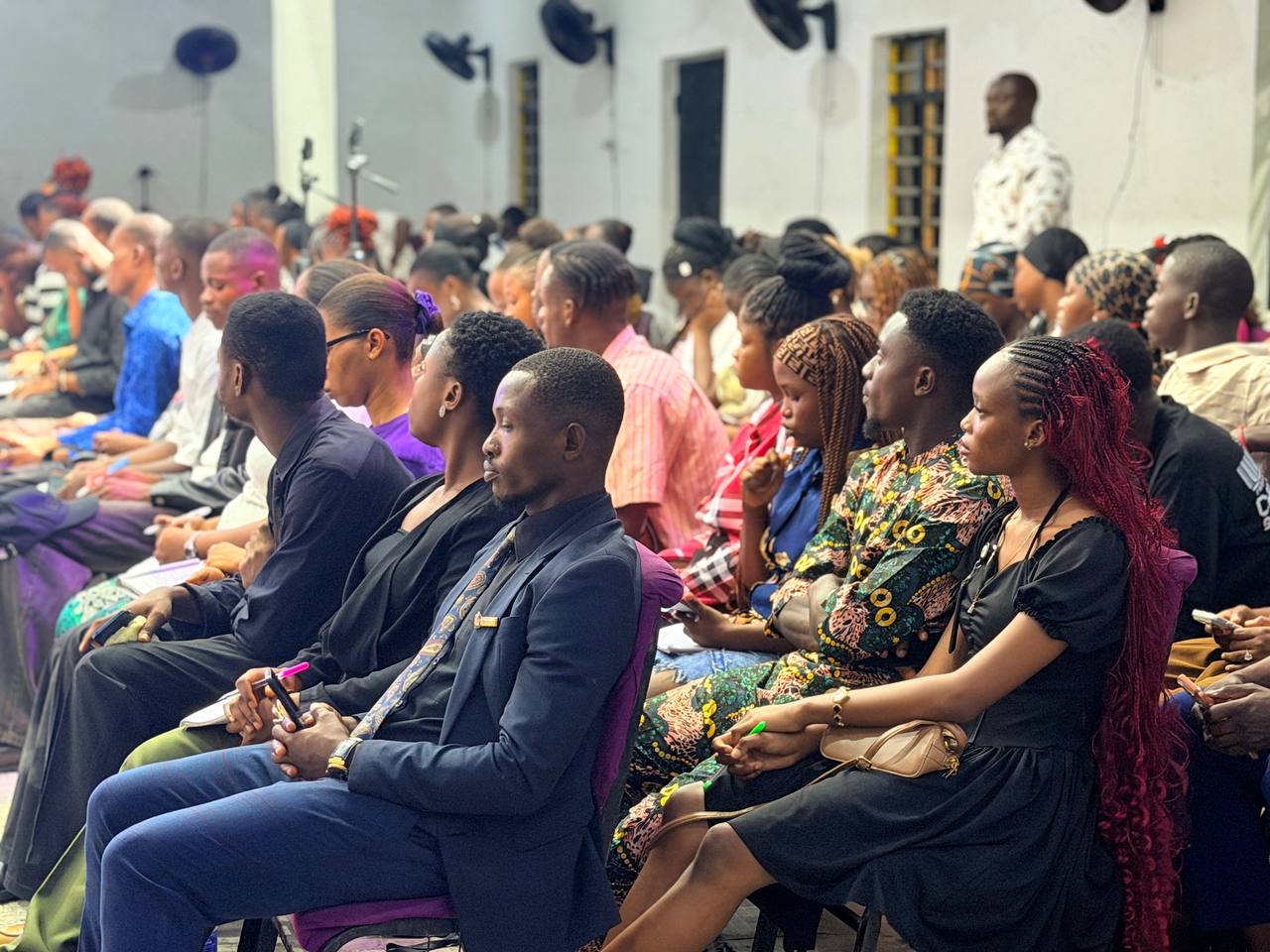 Ministering moment during the Goodwill Message